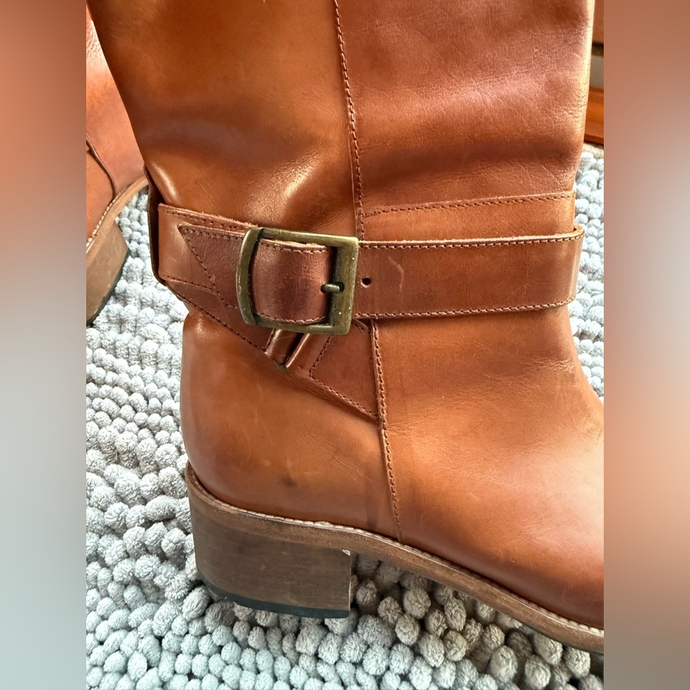 10022 shoes,Saks Fifth Ave, made in Italy, Moto style tan leather boots, EUC 39 - Picture 10 of 15